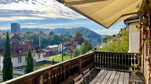 Charaktervolles Einfamilienhaus in Ennetbaden mit Cheminée, Atelier und Aussichtslage 3