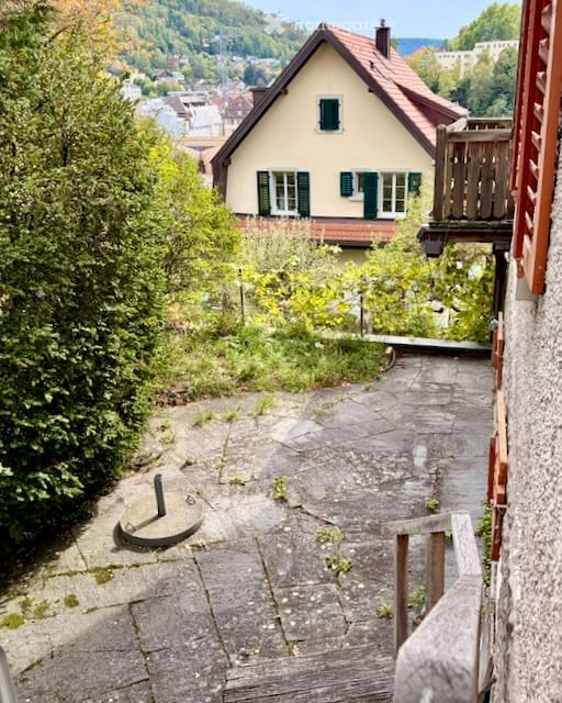 Charaktervolles Einfamilienhaus in Ennetbaden mit Cheminée, Atelier und Aussichtslage 14