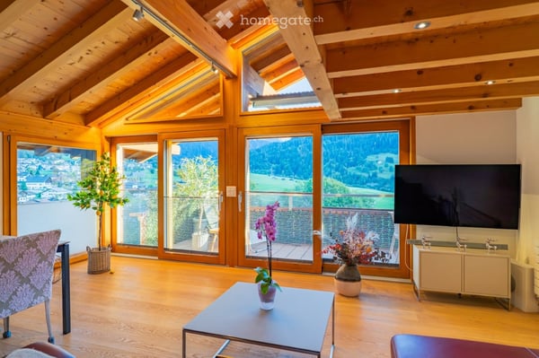 Dachwohnung in Klosters Dorf 8