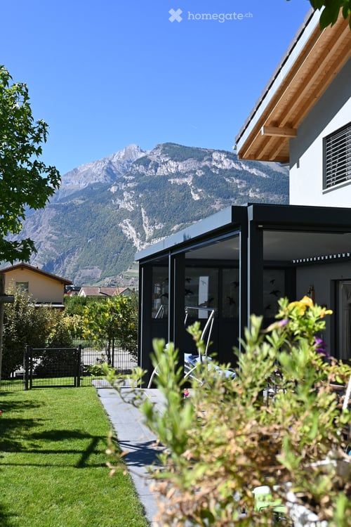 Maison individuelle de 160 m² avec magnifique extérieur à Riddes 4