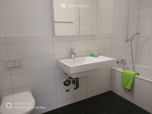 Traumhafte 3.5-Zimmer-Attikawohnung mit grosser Loggia & Terrasse direkt am Bahnhof in Suhr 5