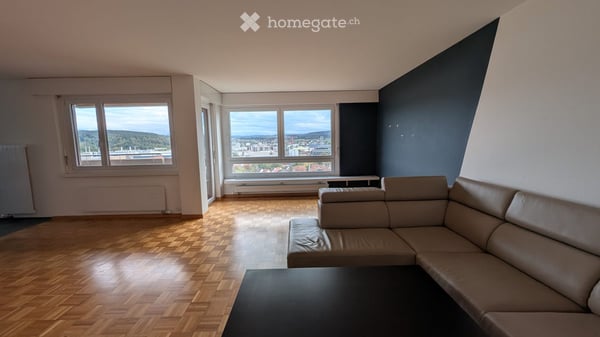 Helle 2.5-Zimmerwohnung im 9. Stock mit wunderschöner Aussicht in Oberwinterthur 1