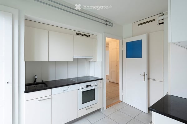 Charmante Altbauwohnung in Zürich Wollishofen – Befristet 14