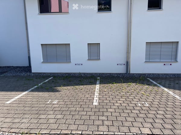Einstellplätze zu vermieten 4