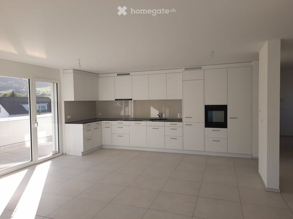Erstvermietung 4.5-Attika-Zimmer-Wohnung in Breitenbachstrasse 62a, Büsserach