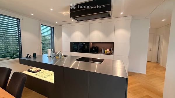 Elegante 3.5 Zimmer Wohnung an begehrter Lage 2