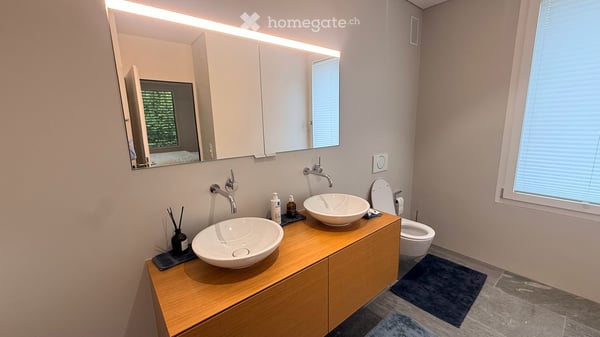 Elegante 3.5 Zimmer Wohnung an begehrter Lage 10