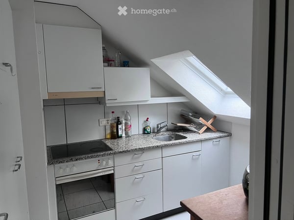 Gemütliche 2.5 Zimmer Dachwohnung in Bern 4