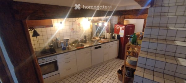 Charmanter 4,5-Zimmer-Hausteil mit wunderschönem Garten in zentraler, ruhiger Lage in Bünzen 4