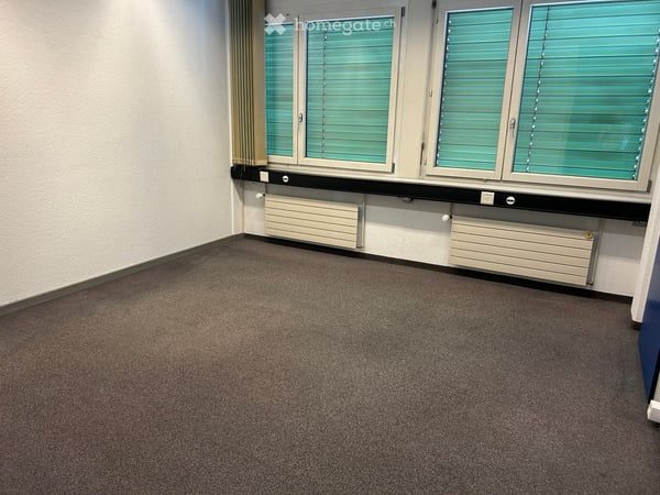 Bureaux à louer 200.-/m2/année sur Bussigny 2