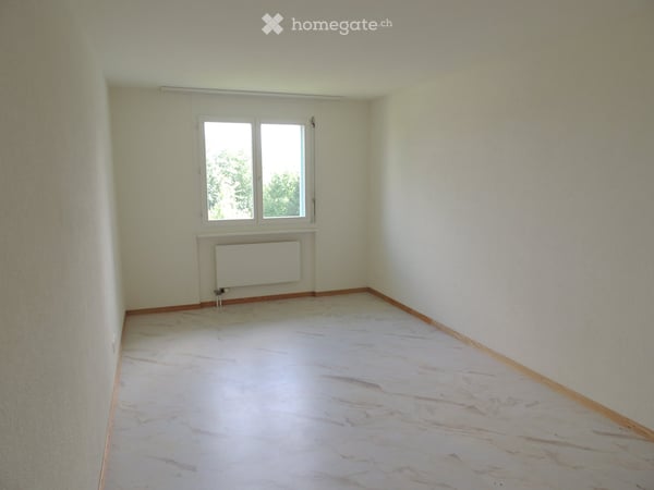 Ruhige und sonnige 2 ½- Zimmer-Wohnung mit herrlicher Weitsicht in die Berge 7