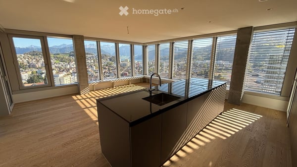 Exklusive 5,5-Zimmer-Wohnung im Pilatus-Tower 4