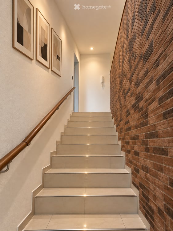 Modernes Wohnen auf 2 Etagen – 4.5 Zi. Maisonette | 130 m² | TG inkl. 8