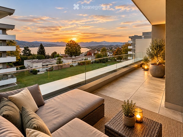 Wunderschöne 2.5-Zimmer-Attikawohnung mit zwei Terrassen und Seeblick in Oberrieden