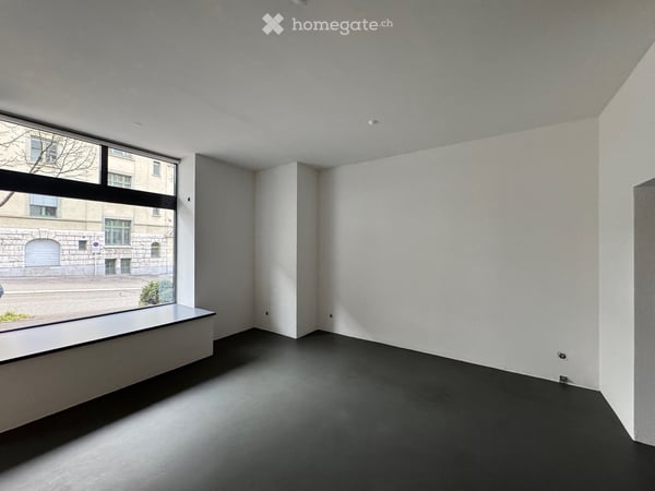Geschäfts-, Praxis- oder Ladenlokal, zentral am Römerhof 2