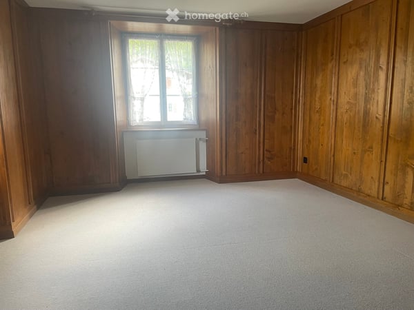 Ein Zuhause mit Geschichte – charmante Altbauwohnung in Mollis 19