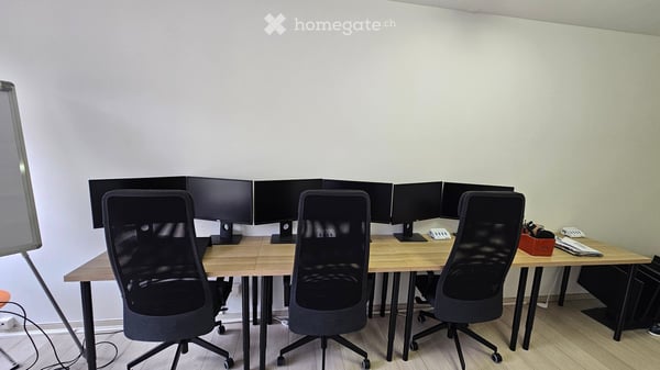 Ufficio panoramico Chiasso vicinanze Stazione 2