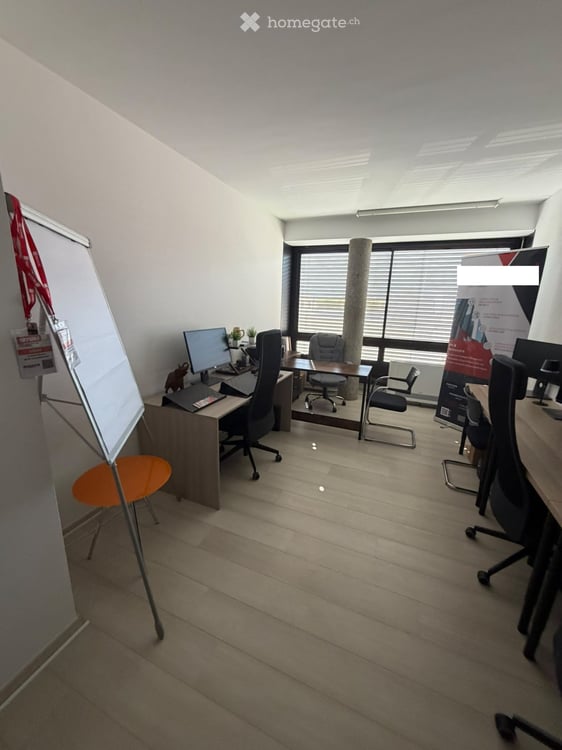 Ufficio panoramico Chiasso vicinanze Stazione 8