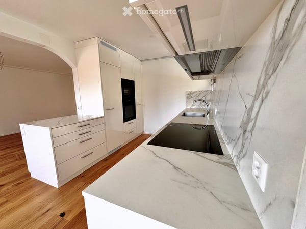 Erstbezug einer umfassend renovierter, zentral gelegener Wohnung in Wollerau 3