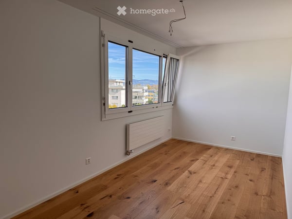 Erstbezug einer umfassend renovierter, zentral gelegener Wohnung in Wollerau 15
