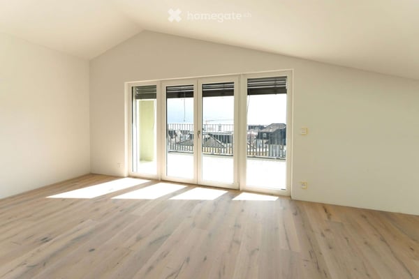 Bright and new luxurious 3.5 room apartment (E7) on the attic with large balcony 2