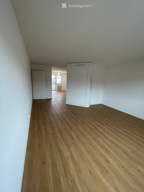 Sonnige 3.5-Zimmer-Wohnung im Herzen von Baar – ruhig gelegen, mit zwei Balkonen und Bergblick 2