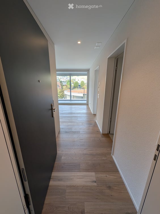 Erstvermietung von 2.5 Zimmer-Wohnung an bester Zentrumslage (höchster Innenausbaustandard) 3