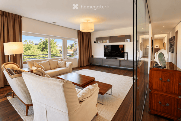 Exklusive Wohnung mit See- und Bergsicht 5