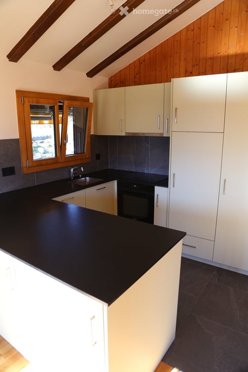 Magnifique chalet rénové avec vue panoramique sur les Préalpes fribourgeoises 4