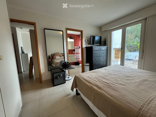 Élégante villa individuelle de 7 pièces avec piscine et accès privé au lac 5