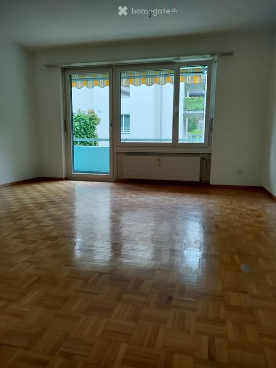 Gemütliche 2-Zimmer-Wohnung mit Balkon in Ganterschwil 2