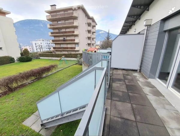 À REMETTRE RAPIDEMENT – Apparemment 3,5 pièces de 116m2, avec jardin et 30m2 de terrasses 3