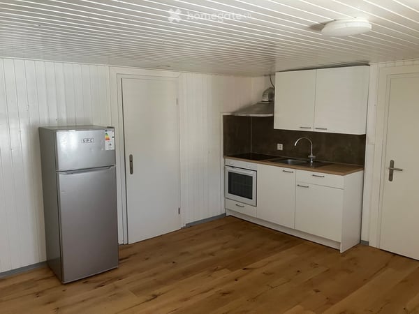 Charmante 3-Zimmer-Dachwohnung im Altbau in Reinach AG 5