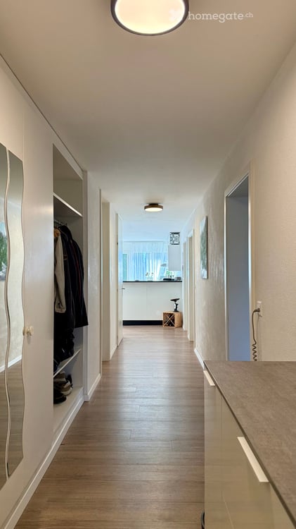 4,5 pièces au Rez-sup, 2 terrasse, jardin privatif, garage et place de parc 10