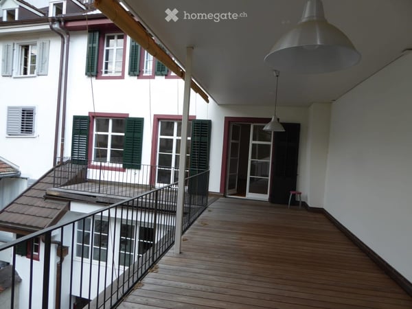 Luxuriöse Altstadtwohnung beim Totentanz 4