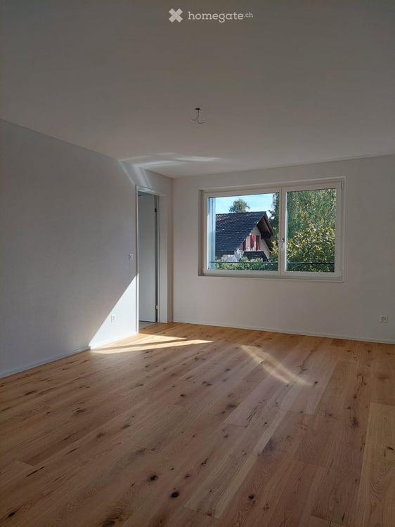 Neubau-Wohnung mit zwei Balkonen und Sicht auf den Bodensee 7