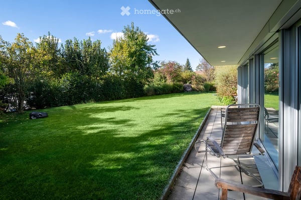 Exklusives Doppeleinfamilienhaus mit Panoramablick auf See, Alpen und Stadt 22