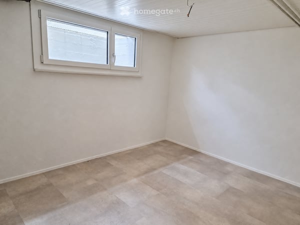 Renoviertes 4.5 Zimmer Doppeleinfamilienhaus mit Garten 20