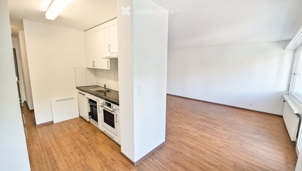 Grosszügige und moderne 2.5-Zimmer-Wohnung 3