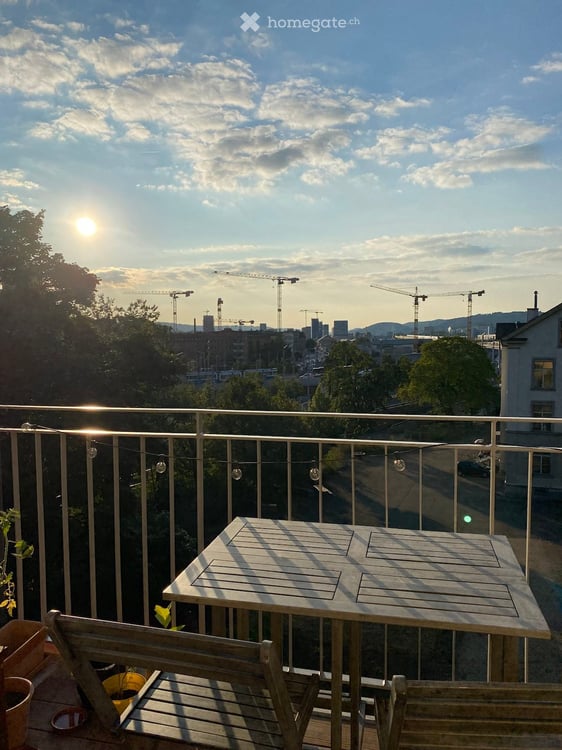 Untermiete für ca. 1 Jahr, möbliert meiner frisch renovierten 2.5-Zi Whg. am Hardplatz 2