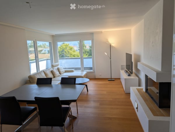 Grosszügige möblierte Attikawohnung in Unterägeri 7