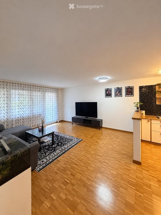 Befristete ruhige 2.5-Zimmer-Wohnung im Zürcher Kreis 5