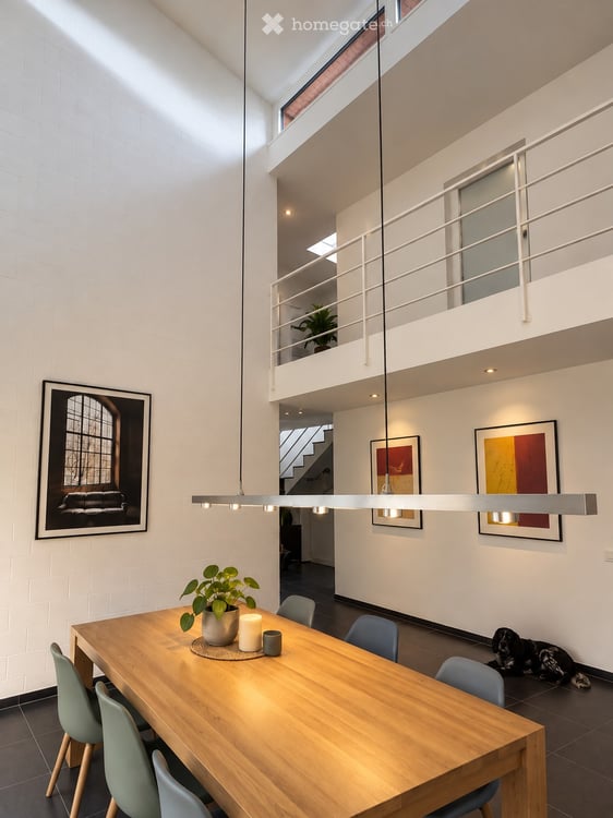 Modernes, lichtdurchflutetes Einfamilienhaus in Birrhard 4