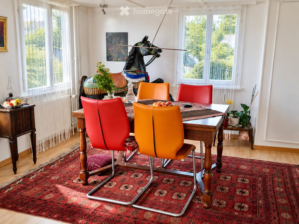 Charmantes Einfamilienhaus mit Retro-Charme und Gestaltungspotenzial in Herisau AR 19