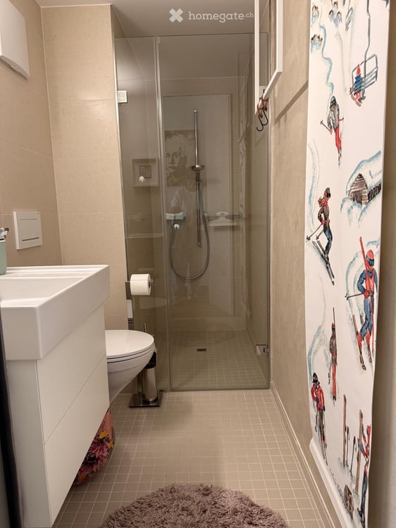 Saalwohnung mit Balkon und Solarium in Davos Platz 8