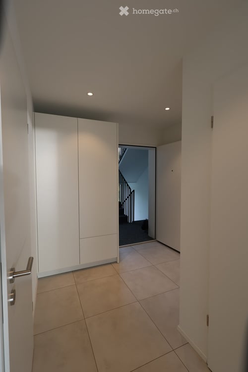 Erstbezug - attraktive 2.5-Zimmer-Wohnung mit grosszügiger überdachter Terrasse 6