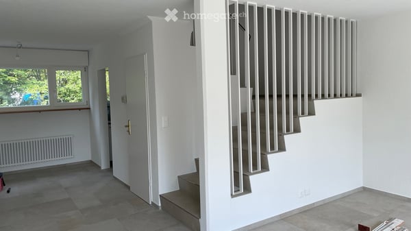 Wunderschönes, frisch renoviertes 5.5-Zimmer-Haus zu vermieten in Wohlen BE 4