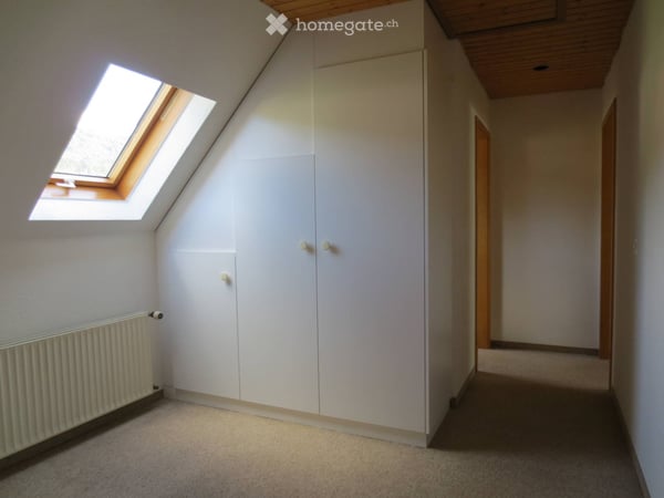 Freistehendes Zweifamilienhaus im Zentrum von Oberbuchsiten 8