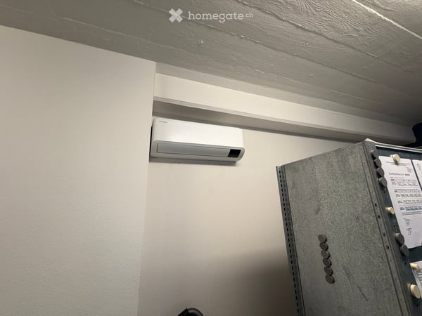 Attraktive Bürofläche mit 5 Räumen, Klimaanlage & Archiv im Seefeld unterhalb vom Kreuzplatz 14