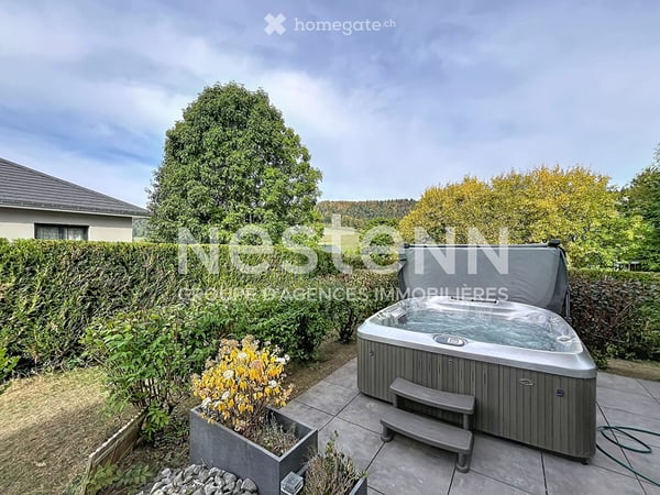 EXCLUSIVITÉ aux Verrières-de-Joux : Élégante maison contemporaine, prestations soignées ! 12